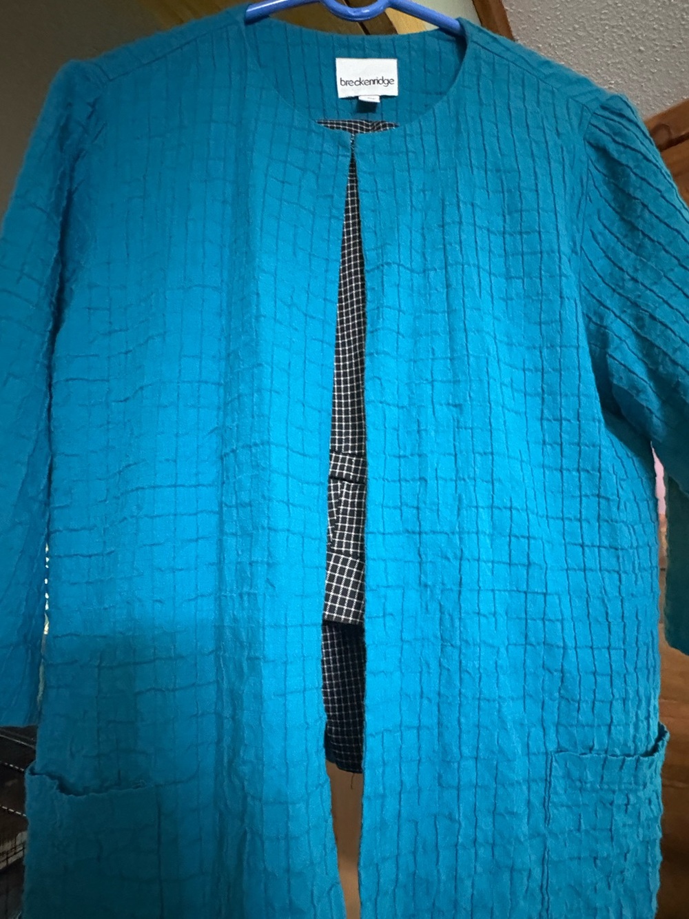 Breckenridge Women's Teal Textured Open Front Jacket and Capri Set